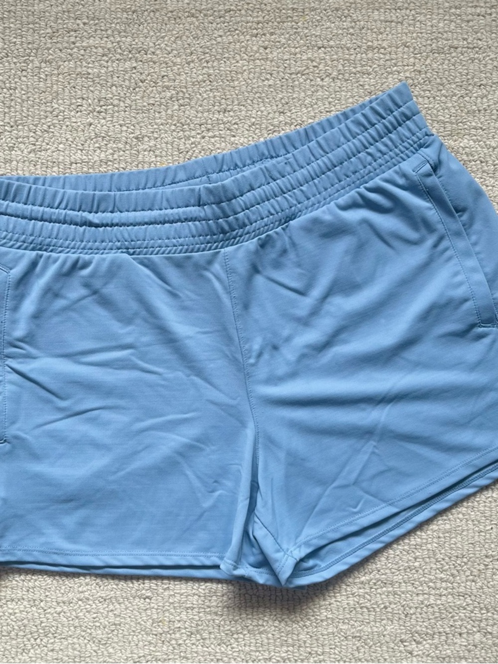 Te Verde Athletic Shorts M - Light Blue workout shorts with pockets, drawstring